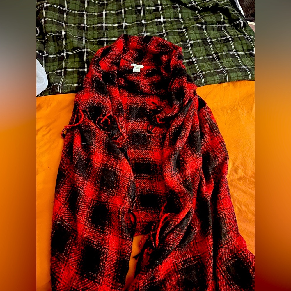Maurice’s long Buffalo plaid cover